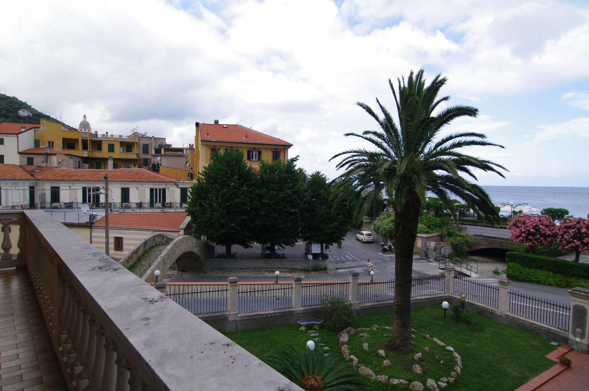 Albergo Mp Noli Exterior foto